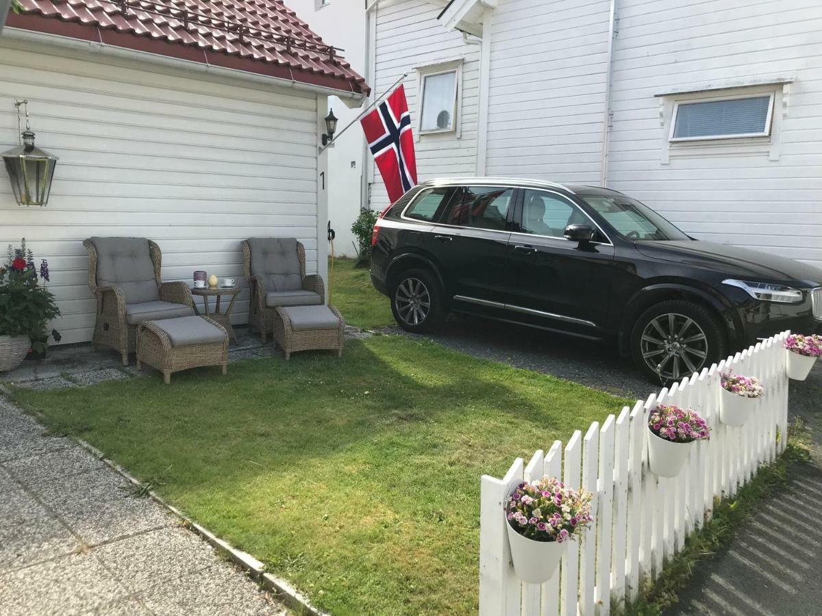Koselig Landsbyhus I Nordfjord Nordfjordeid Kültér fotó